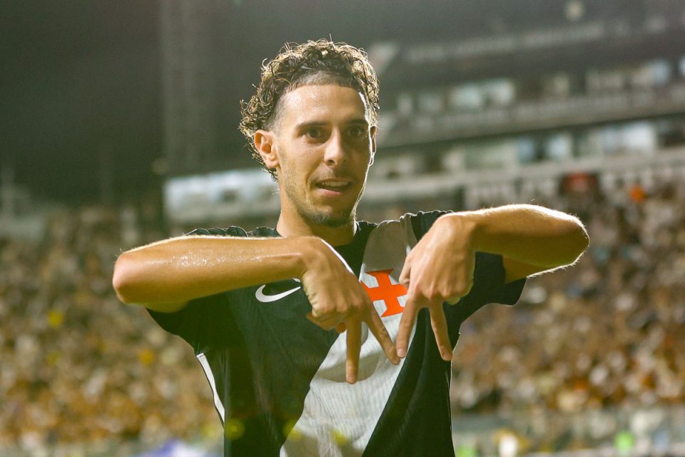 RIO DE JANEIRO, RJ, 30.04.2026 - VASC0-OLIMPIA: Nuno Moreira comemora seu gol durante a partida entre Vasco e Olimpia, válida pela 3a rodada da fase de grupos da copa Sulamericana 2026 realizada no estádio de São Januário nesta quinta-feira (30/04).(Foto: Rudy Trindade/Themapress/Folhapress)