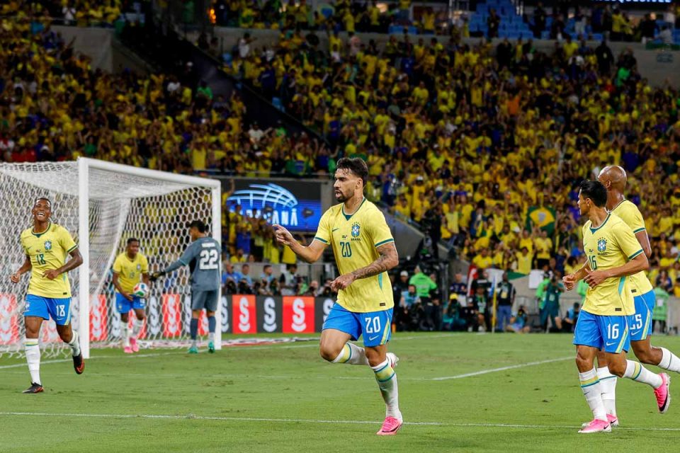 RIO DE JANEIRO, RJ, 31.05.2026- BRASIL-PANAMÁ: Lucas Paquetá comemora seu gol durante a partida amistosa entre Brasil e Panamá preparatória para a copa do Mundo de Futebol 2026 realizada no estádio do Maracanã, neste domingo (31/05) (26/05).(Foto: Rudy Trindade/Themapress/Folhapress)