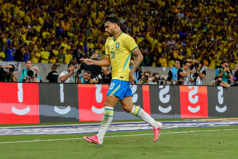 RIO DE JANEIRO, RJ, 31.05.2026- BRASIL-PANAMÁ: Lucas Paquetá comemora seu gol durante a partida amistosa entre Brasil e Panamá preparatória para a copa do Mundo de Futebol 2026 realizada no estádio do Maracanã, neste domingo (31/05) (26/05).(Foto: Rudy Trindade/Themapress/Folhapress)