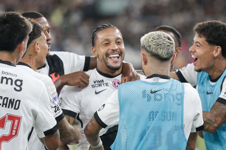 RIO DE JANEIRO, RJ,07.10.2026 - BOTAFOGO-VASCO: David comemora seu  gol na partida entre Botafogo e Vasco válida pela 29a rodada do Campeonato Brasileiro 2026, realizada no estádio Nilton Santos, nesta quarta-feira (07/09). (Foto: Rudy Trindade /Themapress /Folhapress)